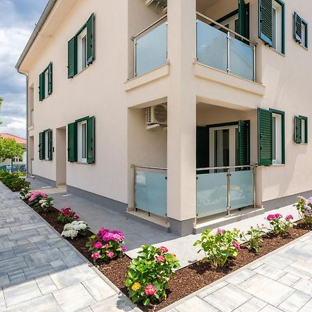 Divine Apartments Baska  Exterior photo